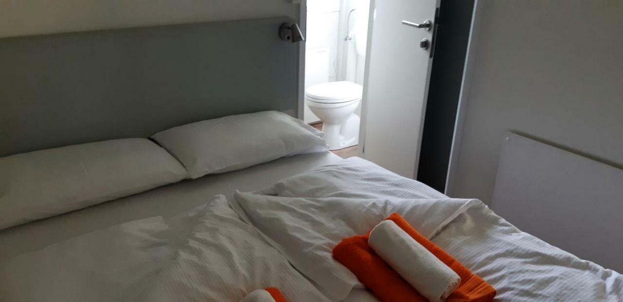 Mobile Homes&Apartment - Terme Čatež Catez ob Savi Extérieur photo