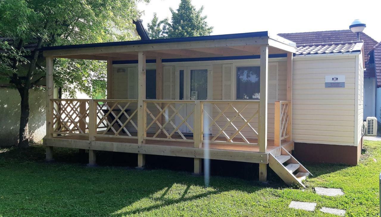 Mobile Homes&Apartment - Terme Čatež Catez ob Savi Extérieur photo