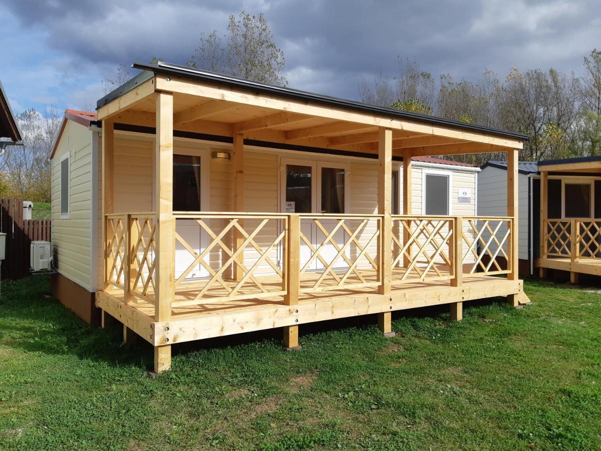Mobile Homes&Apartment - Terme Čatež Catez ob Savi Extérieur photo